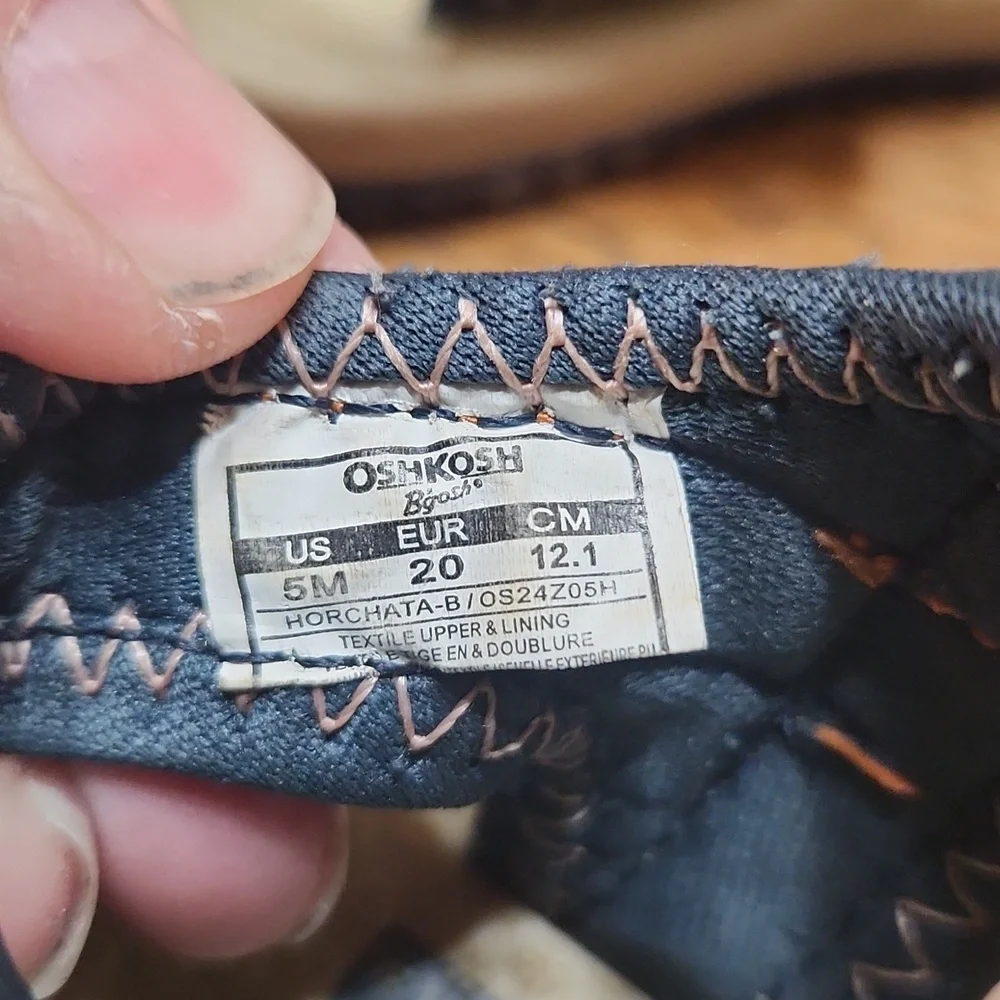 OshKosh Sandals Size 5